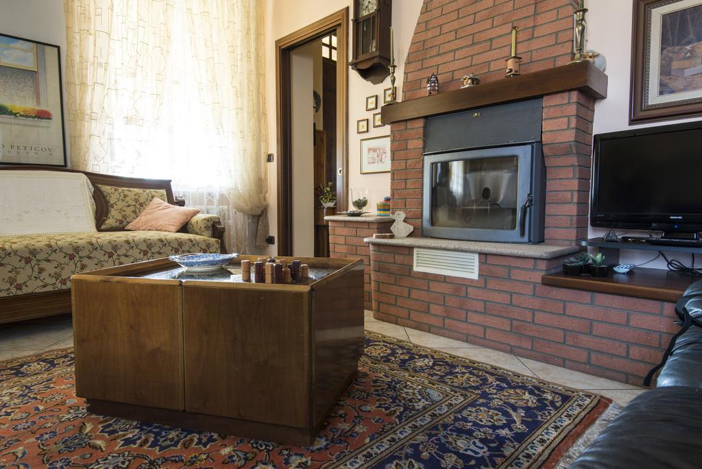 B&B - Il Portichetto Asti Esterno foto